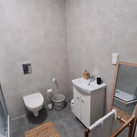 Urocze Na Wsi Apartament Goledzinow