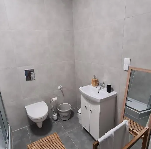 Urocze Na Wsi Apartment Goledzinow