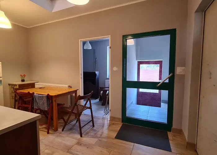 Urocze Na Wsi Appartamento Goledzinow